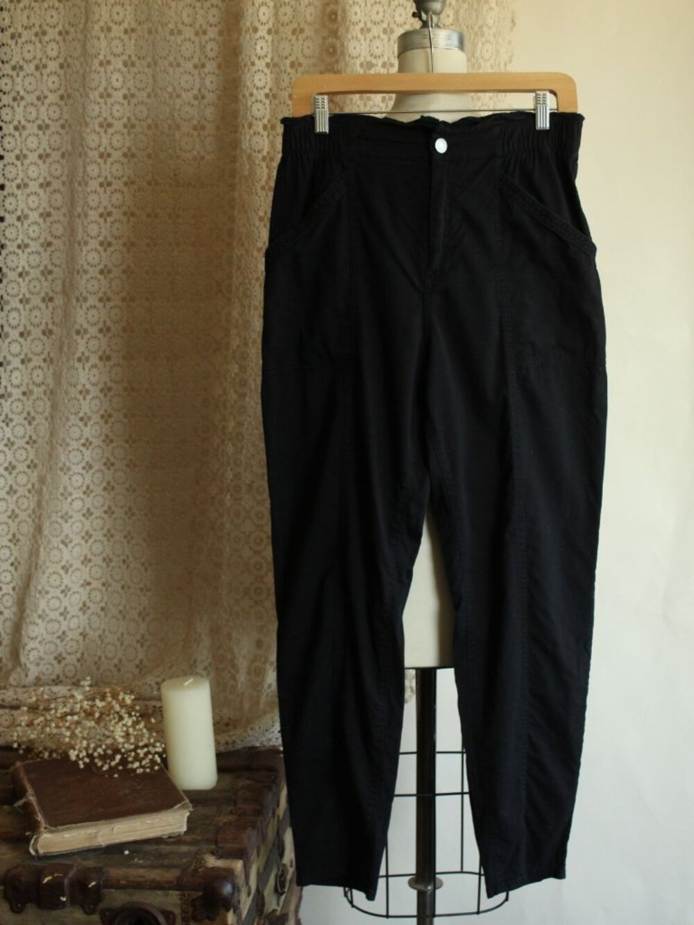 Womens Old Navy Pants,  Black Baggy Size Medium Cotton with Pockets, Elastic - Picture 2 of 14
